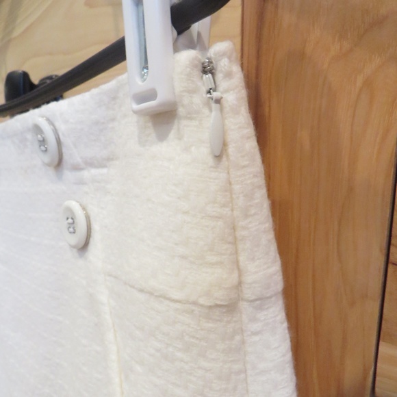 The Limited Off White Ivory Skirt Size 6 - Picture 4 of 7